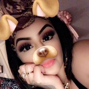 Meet your Posher, Alexandra